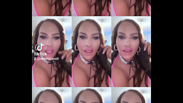 juicy TS Attorney booty-bonks Penny Barber – blowjob